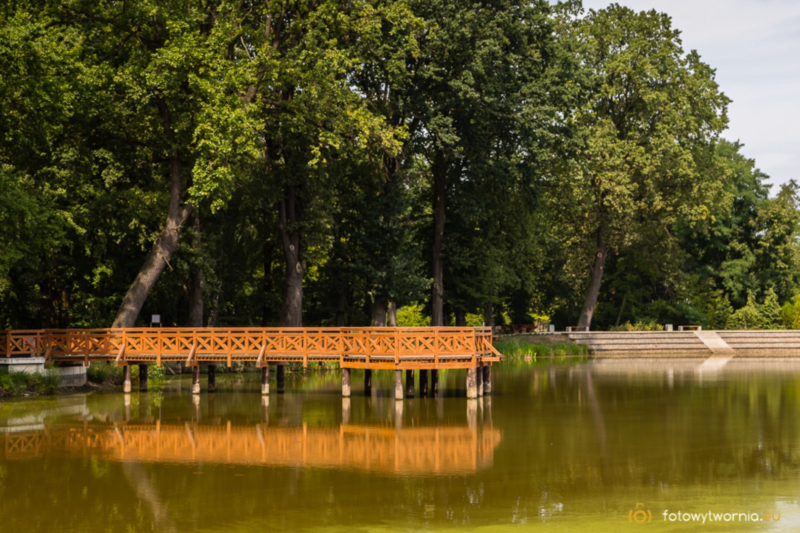 PARK DWORSKI W CHRÓŚCINIE