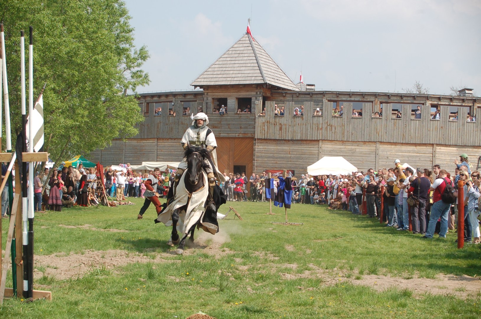 MIĘDZYNARODOWY TURNIEJ RYCERSKI W BISKUPICACH