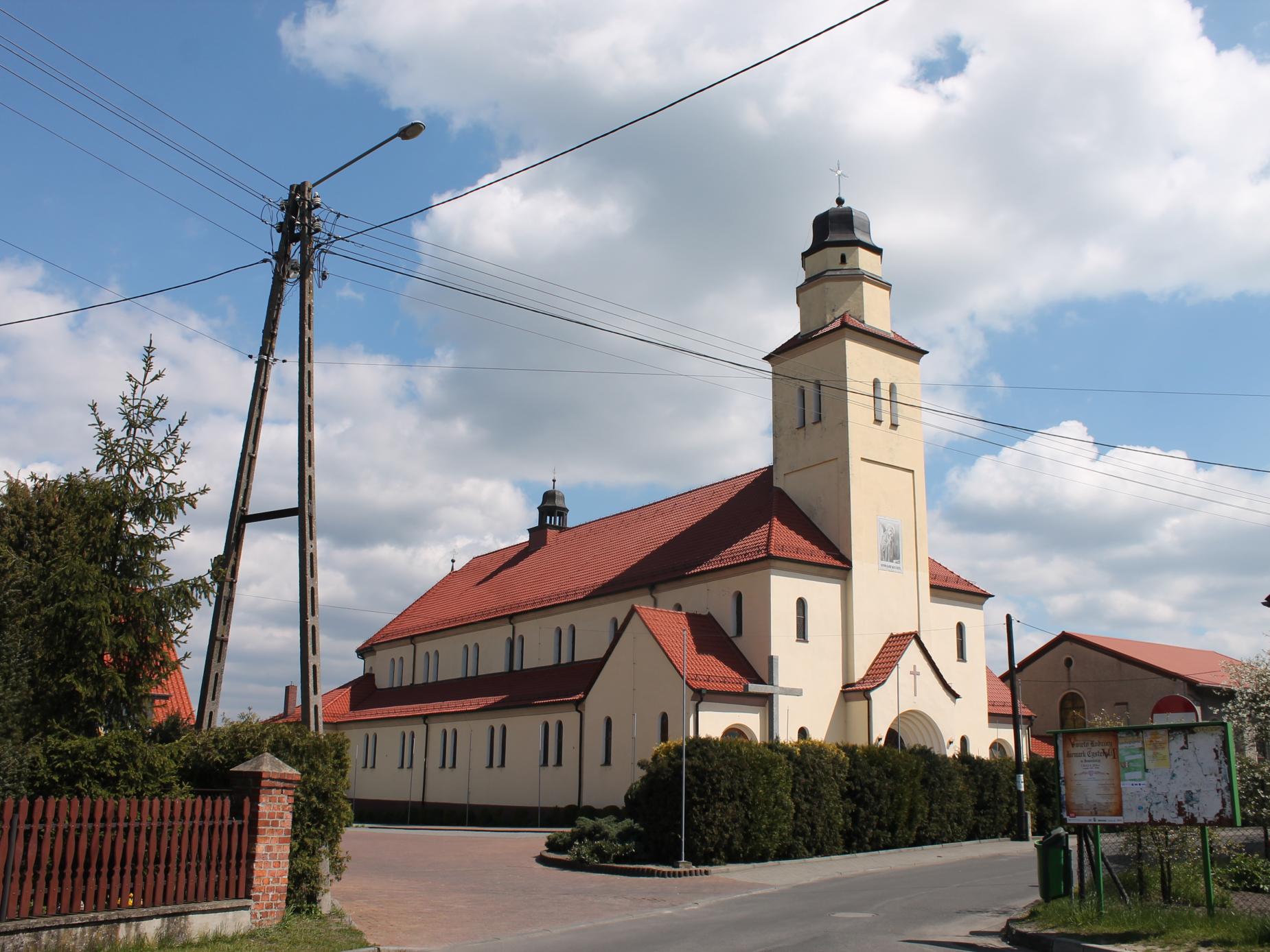 KOŚCIÓŁ/ SANKTUARIUM W ŻĘDOWICACH 